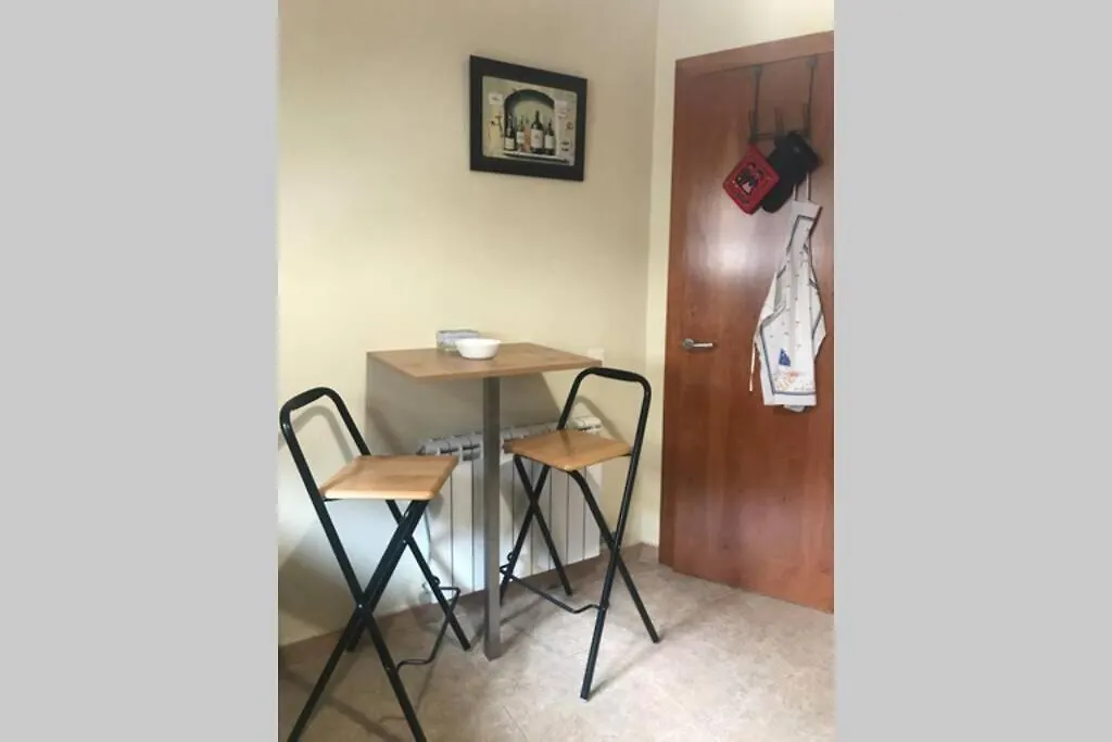Apartament Amb Parking Privat A St Joan De Les Abadesses Sant Joan de les Abadesses 0*,