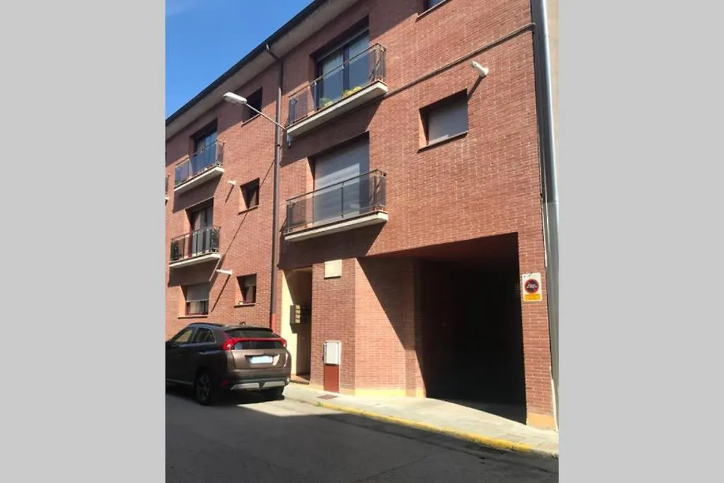 Apartamento Apartament Amb Parking Privat A St Joan De Les Abadesses Sant Joan de les Abadesses España
